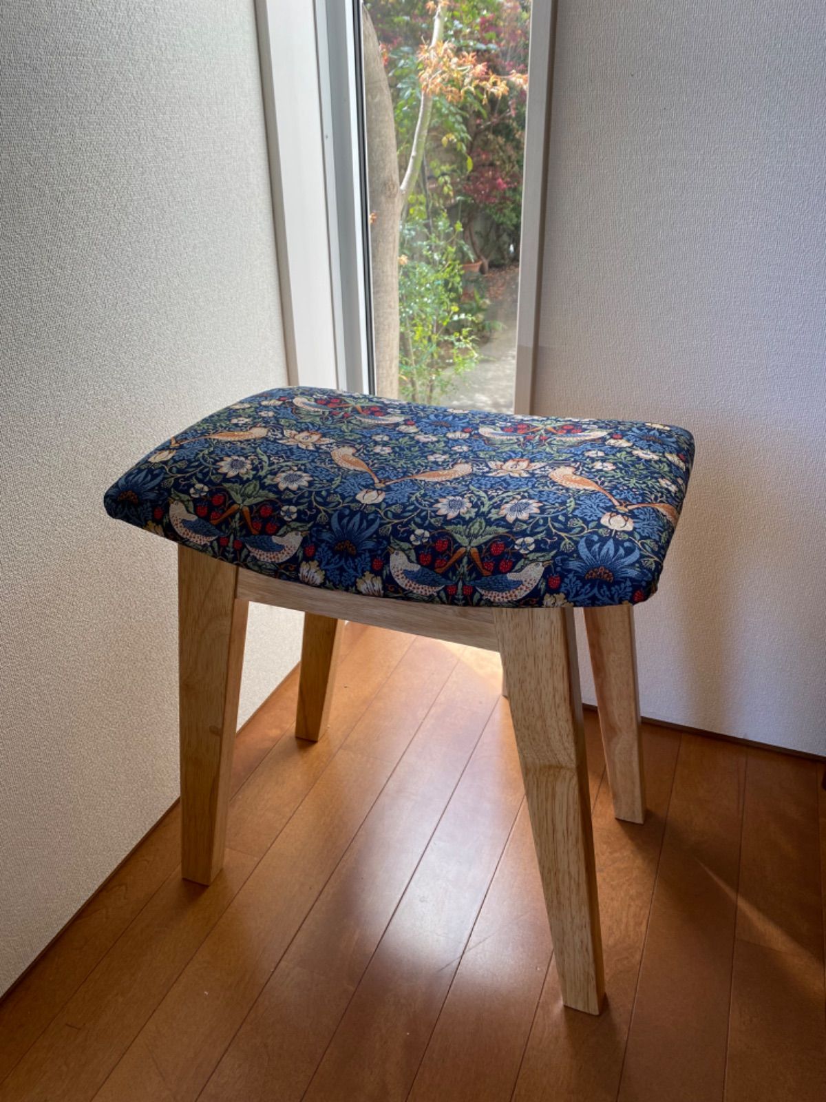 スツール ウィリアムモリス いちご泥棒ブルー 木製 ハンドメイド