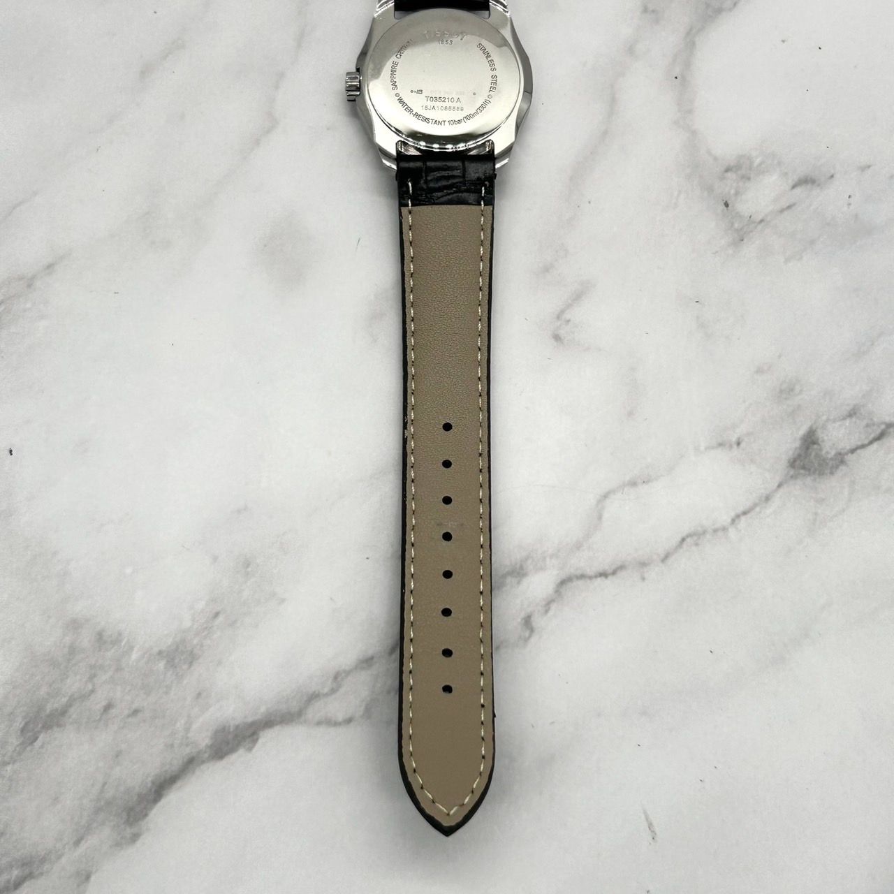 状態良好/稼働品】TISSOT ティソ クチュリエ T035210A 腕時計 クオーツ 