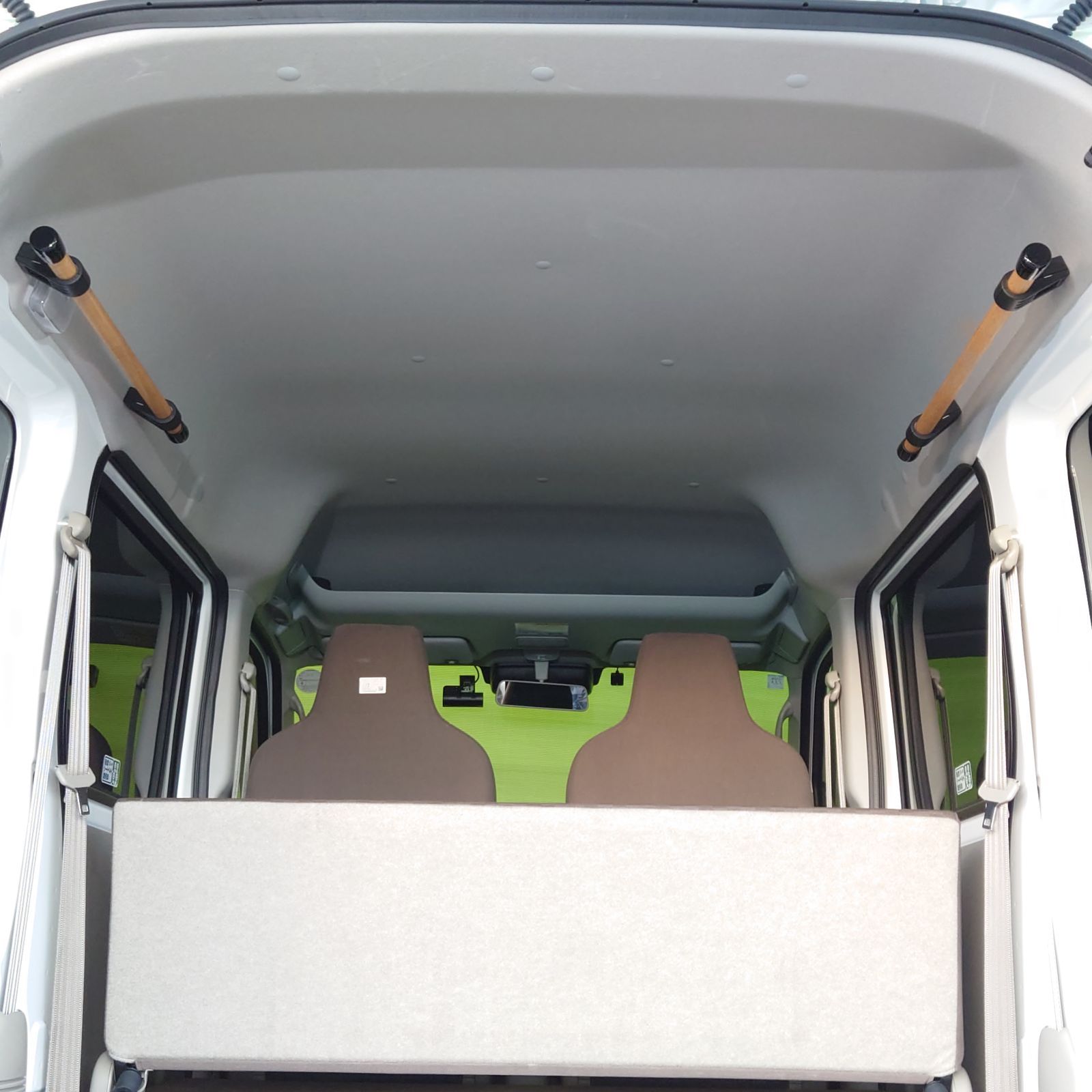 エブリィ、クリッパー車内インテリアバー 楽天市場】NAMINORIKOZOU エブリイ DA17W・DA17V 左右サイドバー