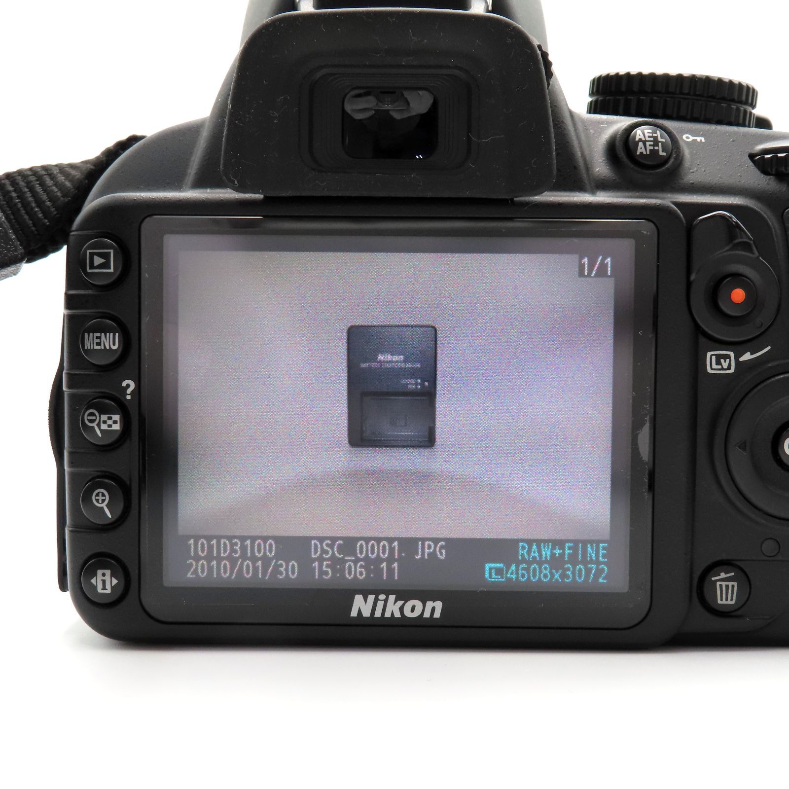 Nikon TAMRON カメラ　レンズ　望遠レンズ　デジカメ　ジャンク品 TAMRON 100-400mm F/4.5-6.3 Di VC USDをNikon D40に装着して