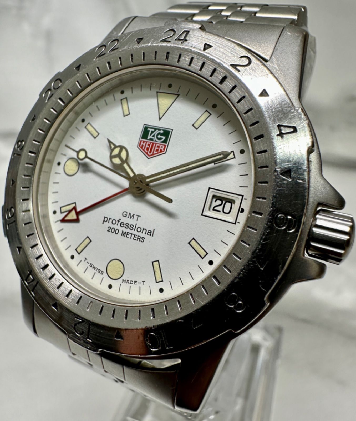 タグホイヤー GMT プロフェッショナル 200M 159.006/1 タグ・ホイヤー アクアレーサー プロフェッショナル300 GMT | レ
