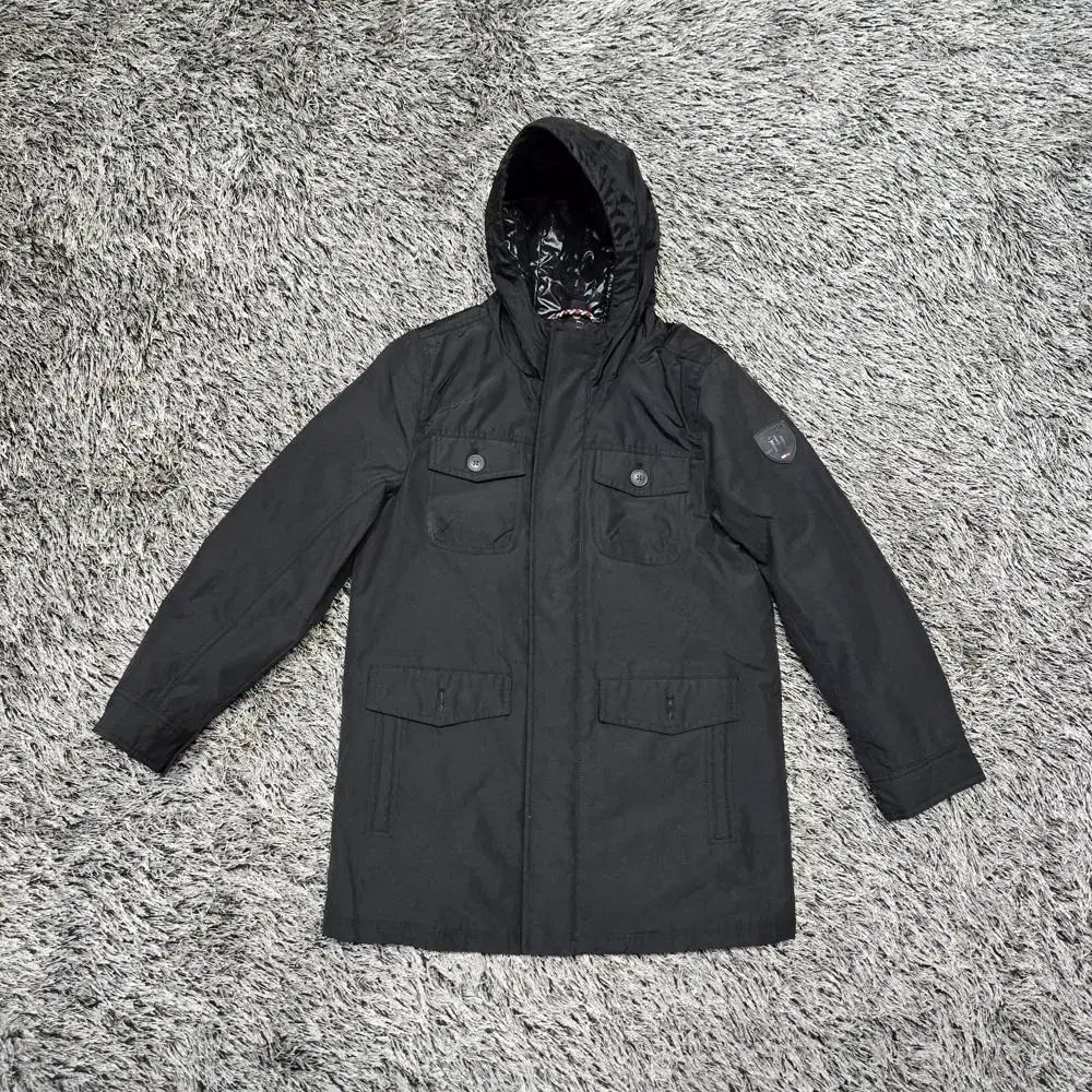 【雷市場（ポンジャン）商品韓国直送】 Tommy Hilfiger(トミーヒルフィガー) 軽量パッド入りジャンパー/キッズ ( 152 )/ z362 /新製品レベル
