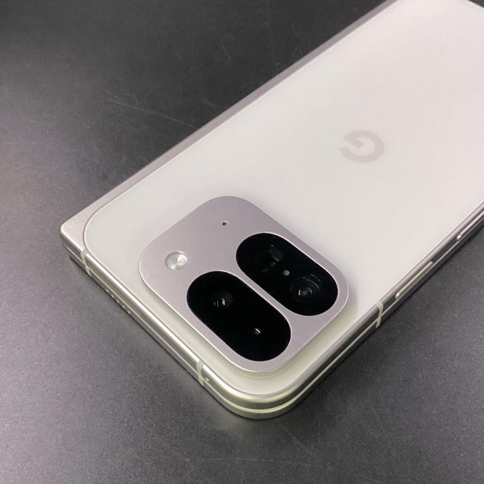 Google Pixel 9 Pro Fold 256GB Porcelain SIMフリー GC15S 白