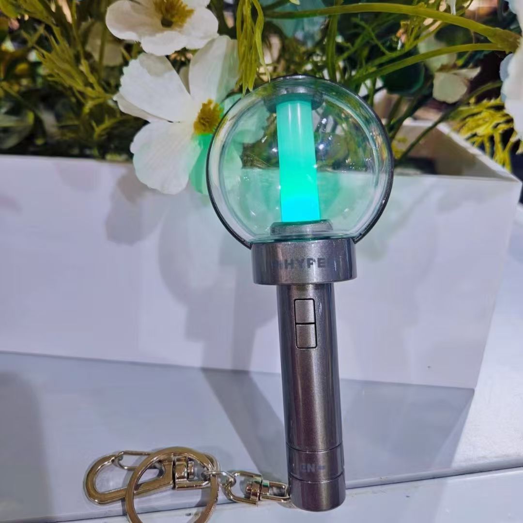 enhypen 新品未開封　ペンライト　キーリング ENHYPEN ペンライトキーリング - メルカリ