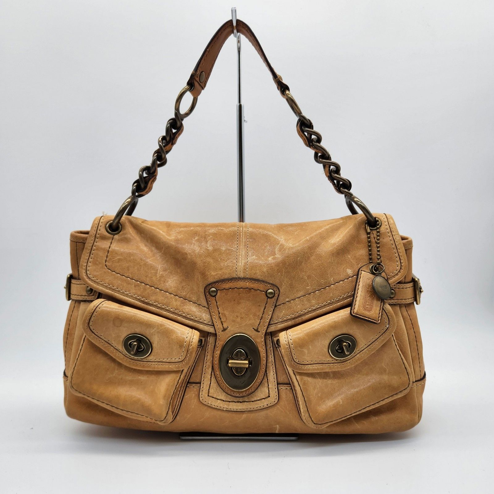 COACH コーチ オールレザー レガシーレザーレイポケットフラップバッグ 