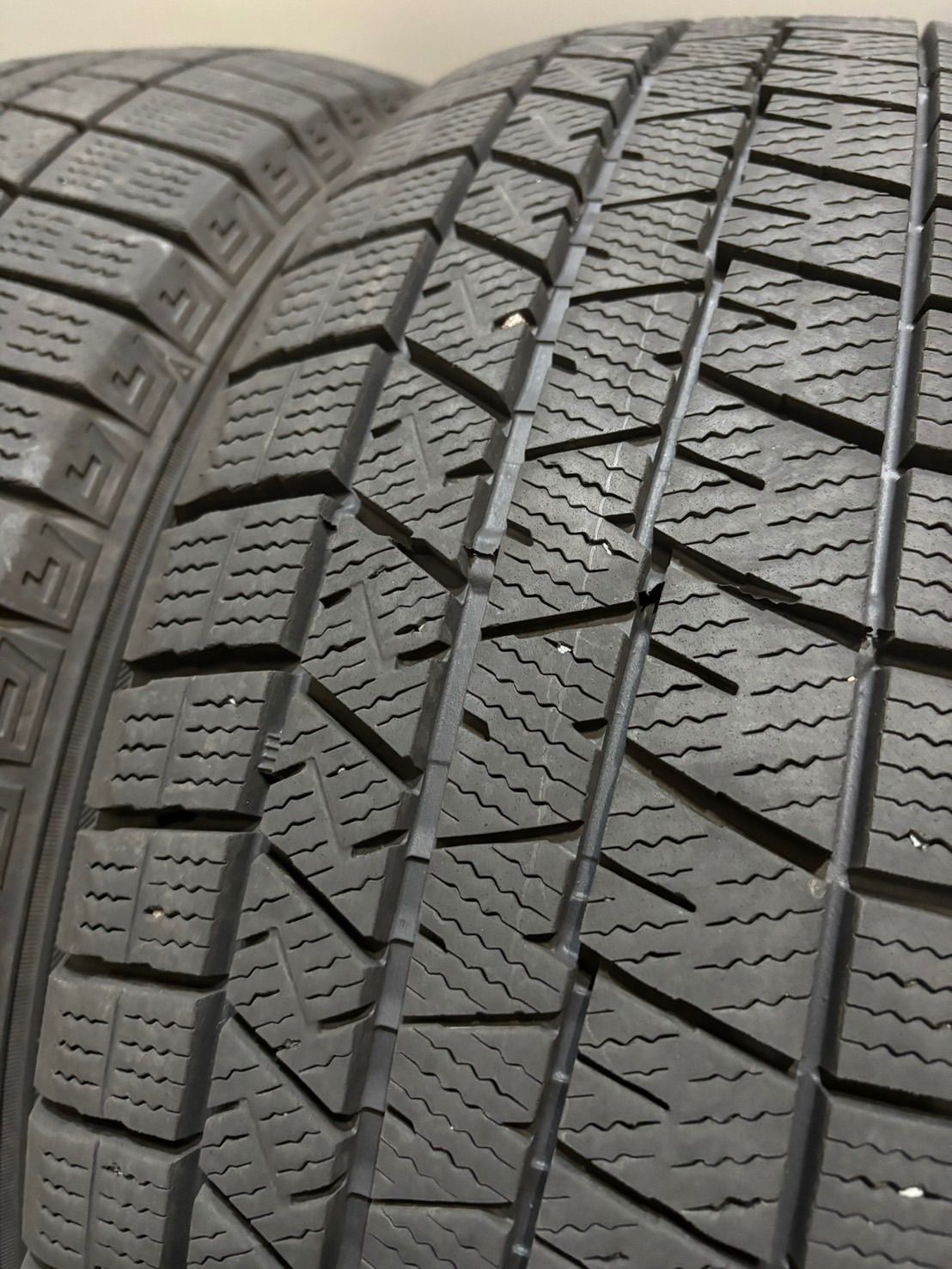 サイズ 205 60R16 DUNLOP WINTER MAXX 03 22年製 スタッドレス 4本 ダンロップ ウィンターマックス ノア ヴォクシー ステップワゴン 南4-K172