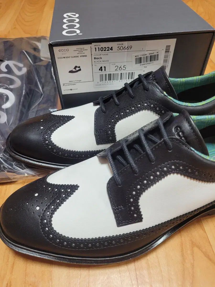 ハイブリッド ゴルフシューズ