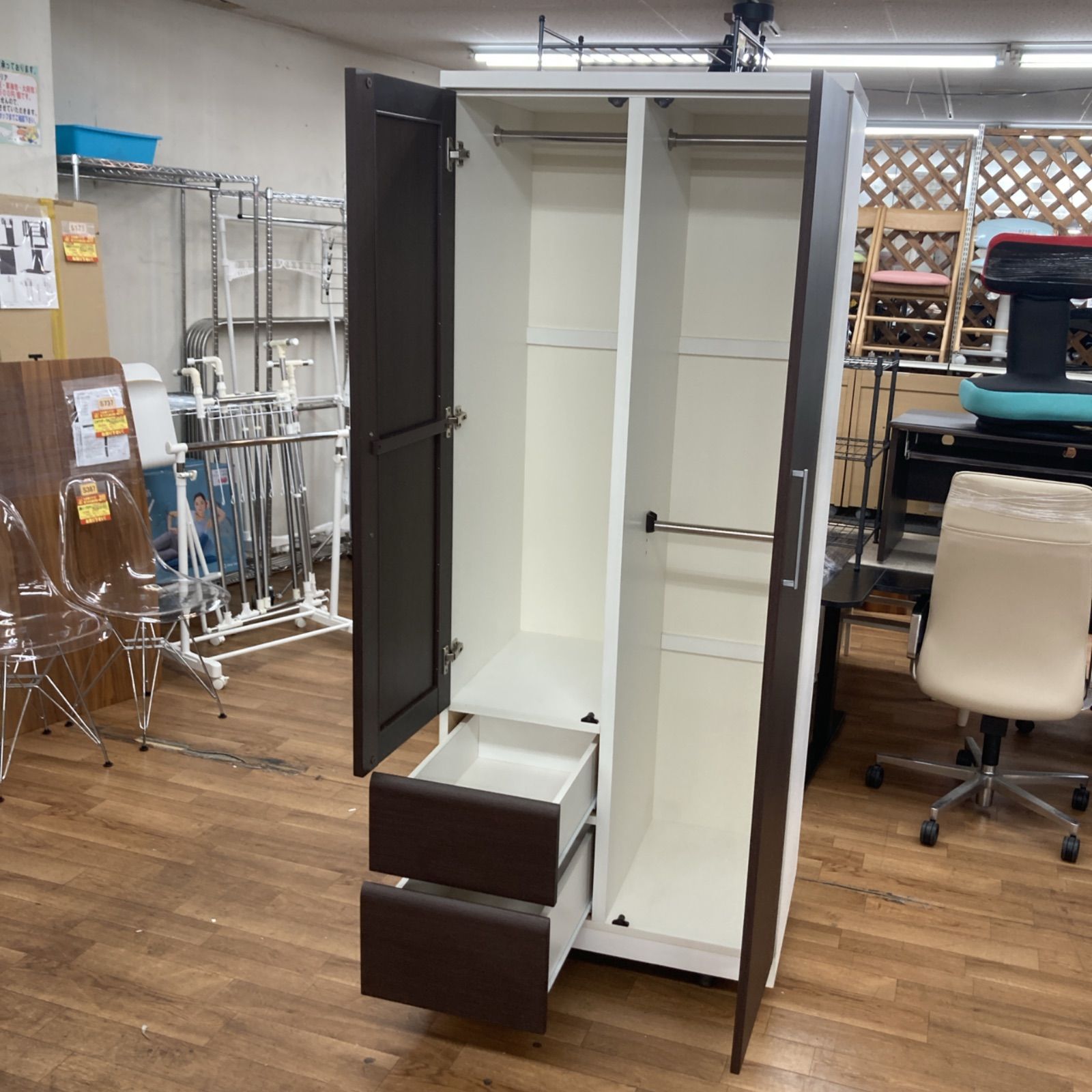 送料無料 ミラー付き木製 ワードローブ/洋服ダンス/クローゼット