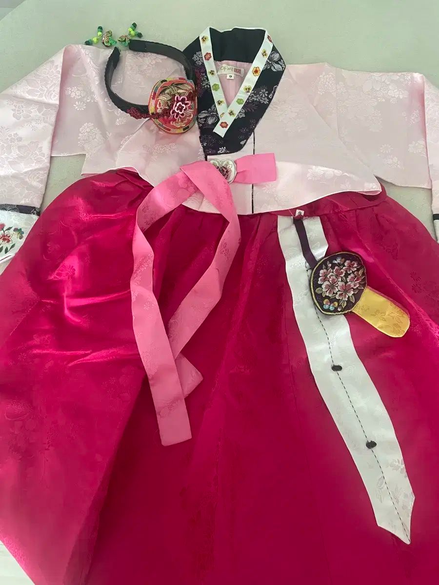 袋帯 螺鈿箔 正絹 絹 金糸 銀糸 黒地 黒 花唐草 横段 花菱 網代文