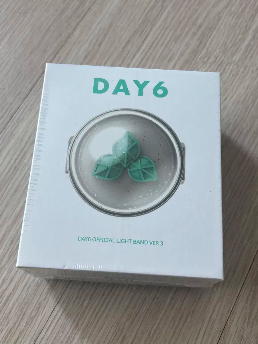 DAY6 OFFICIAL LIGHT BAND VER.3 公式ペンライト 楽天市場】DAY6 OFFICIAL LIGHT BAND VER 3 / DAY6 ペンライト