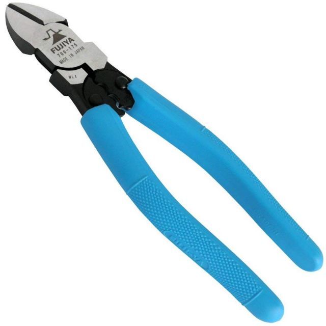 S.H.Figuarts (真骨彫製法) 仮面ライダーカブト 10th 真骨彫製法 仮面ライダー カブト ハイパーフォーム