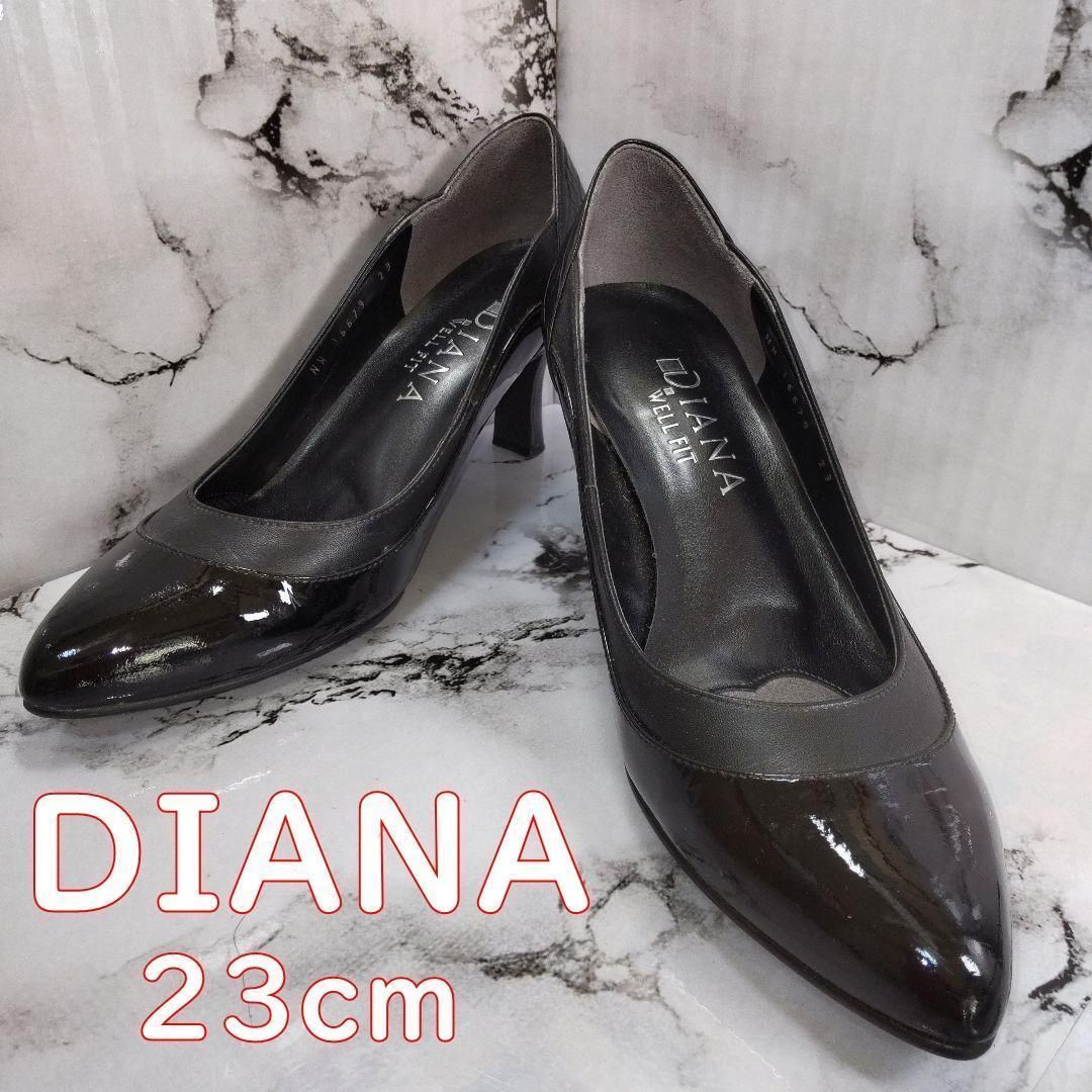 レインのパンプス【極美品✨】DIANA エナメル 黒 ポインテッドトゥ