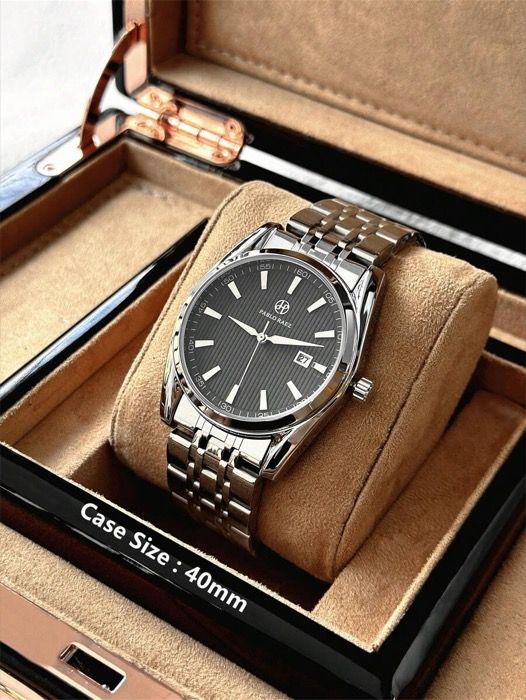 腕時計 メンズ クォーツ 1個 メンズ 豪華なジュエリー腕時計 有名ブランド 新作 夏のアクセサリー 男性用高級腕時計  シルバーステンレススチールブレスレットチェーン 50M防水 シンプルカ