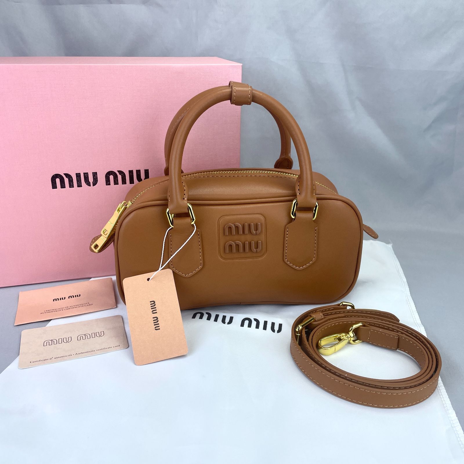 箱付き MIUMIU ミュウミュウ ハンドバッグ ショルダーバッグ 2way  