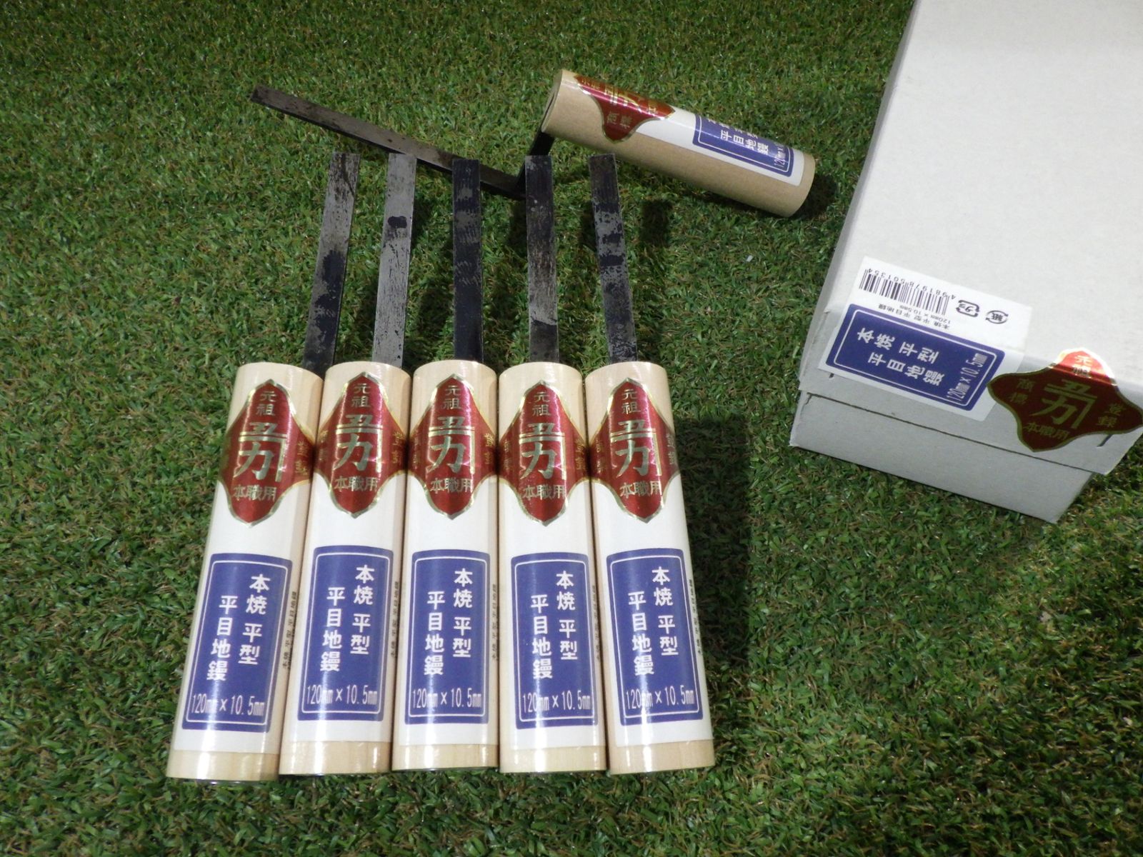 備長炭止まり木✨止まり木✨パーチ✨専用です(*´ω`*) 2024最新】絶品