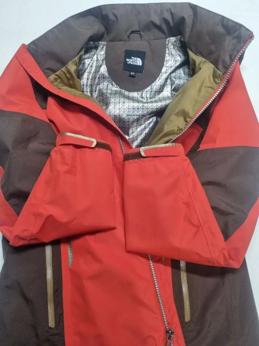 コロンビア ナイロンジャケット リッジゲーツ レインジャケット L オムニテック ナイロンジャケット 「Columbia」コロンビア ナイロンジャケット レインウェア フード付き GLENNAKER LAKE RAIN JACKET