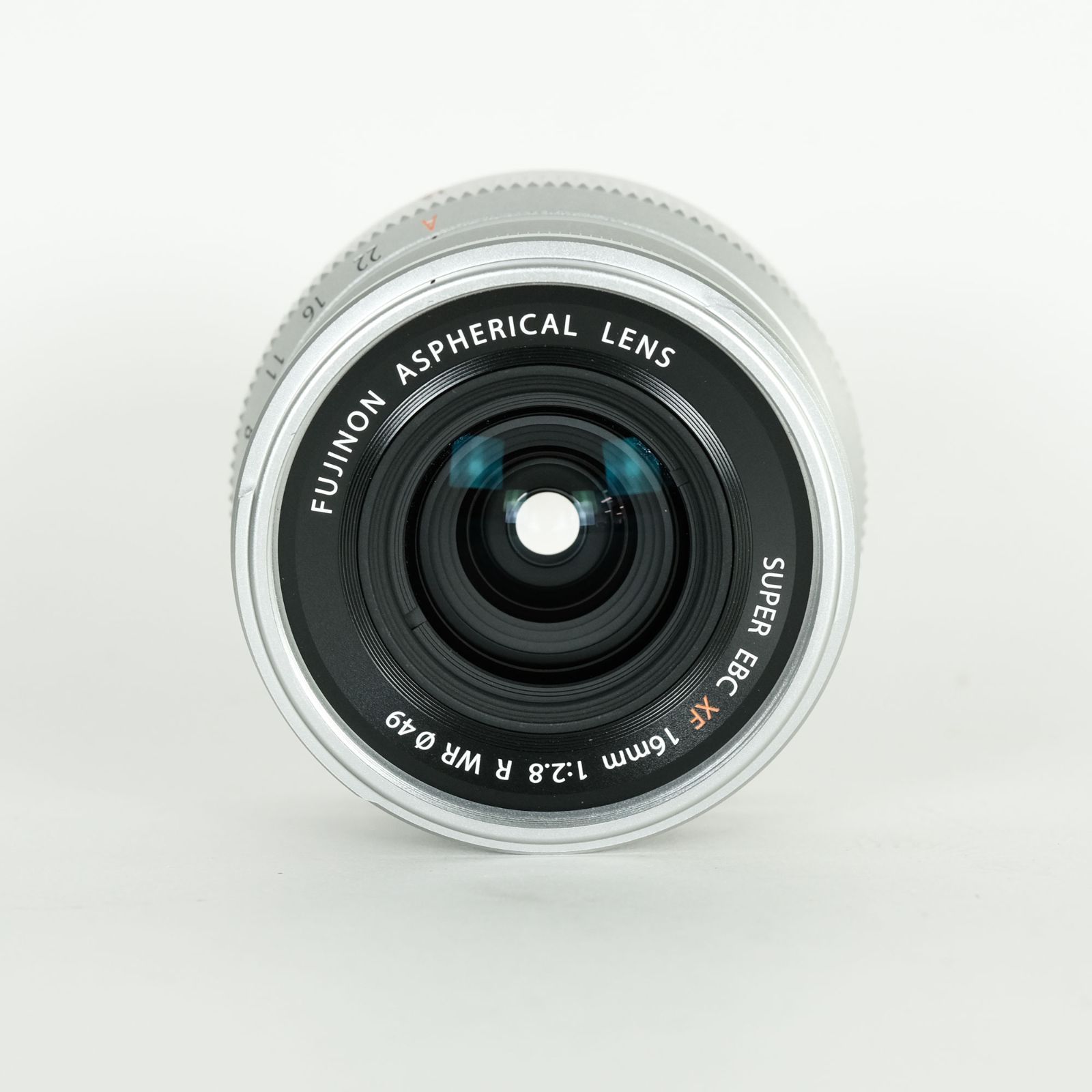 極美品] FUJIFILM XF16mmF2.8 R WR [シルバー] / 富士フイルムX