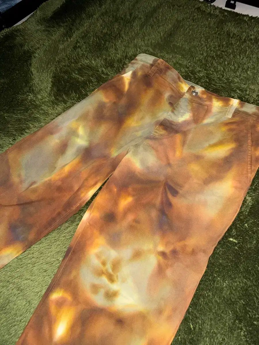 マルチ ブラウン