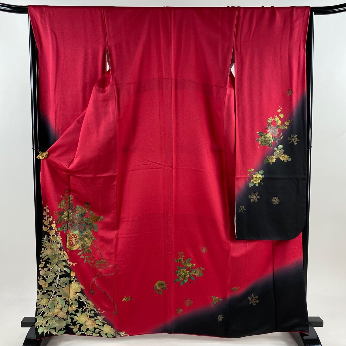 振袖 身丈166.5cm 裄丈65cm M 袷 花車 草花 金彩 染め分け 赤 正絹 秀品