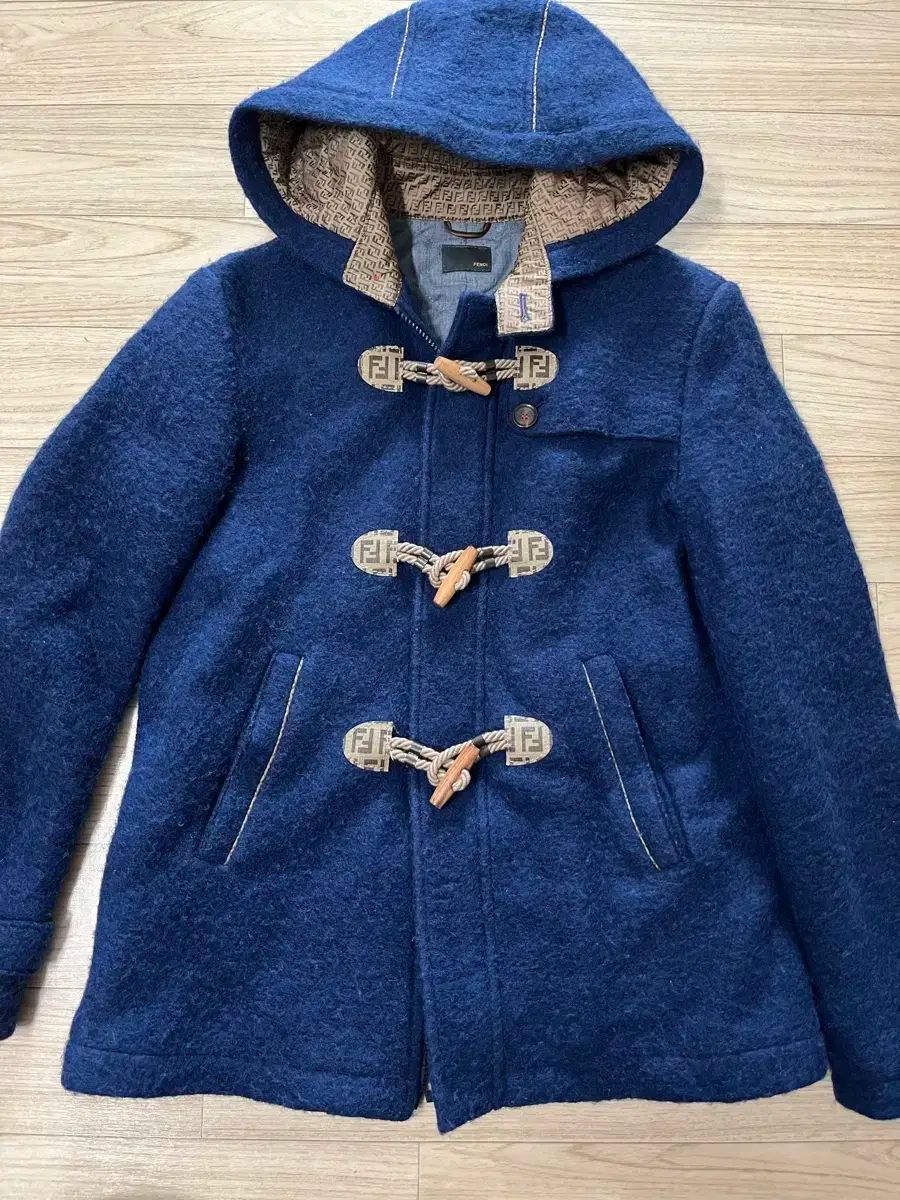 フェンディ キッズ ダッフル コート 12y 14y