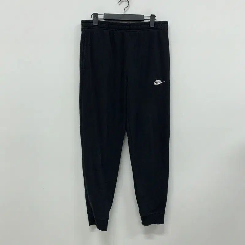 Nike(ナイキ） 黒 ジョガーパンツ トラックパンツ free G00964