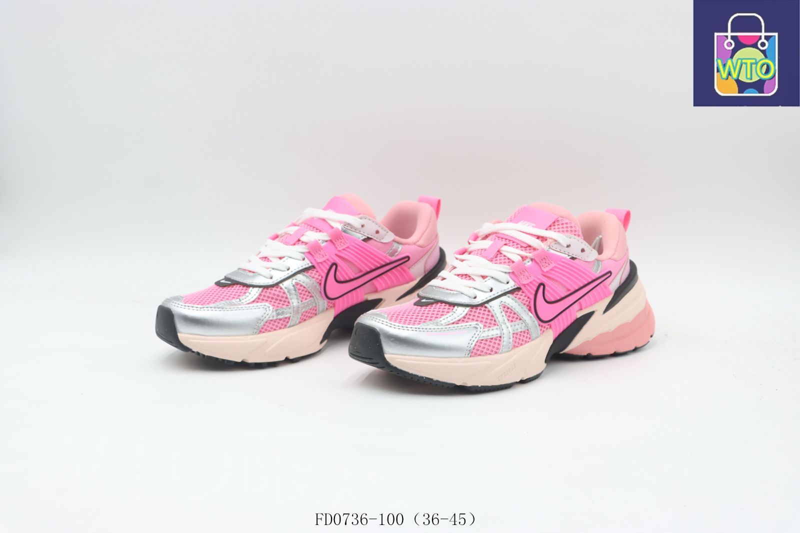 今日特価】ナイキ Nike ランニングシューズ FD0736-100 ピンク