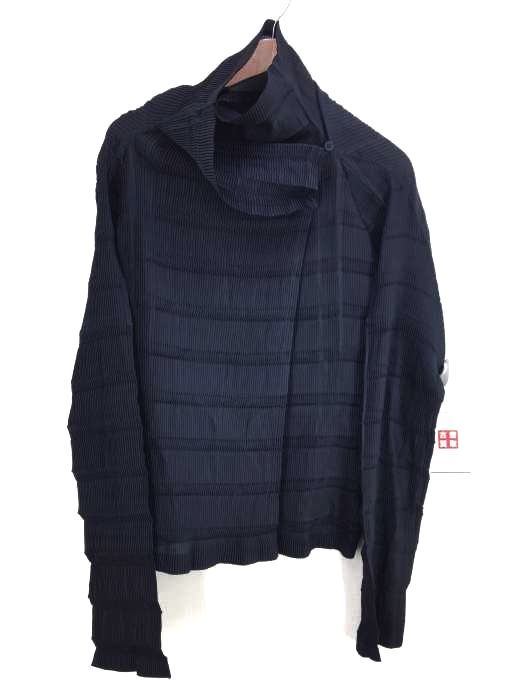 ISSEY MIYAKE WHITE LABEL プリーツカーディ #4059# - メルカリ