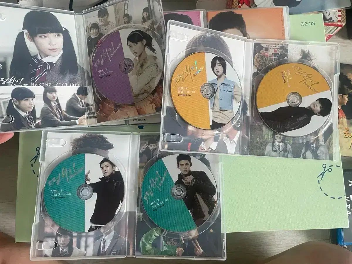 ドリームハイ DVD セット 写真含む IU アイユ 獣脂 オク テクヨン キム スヒョン KIM SOOHYUN