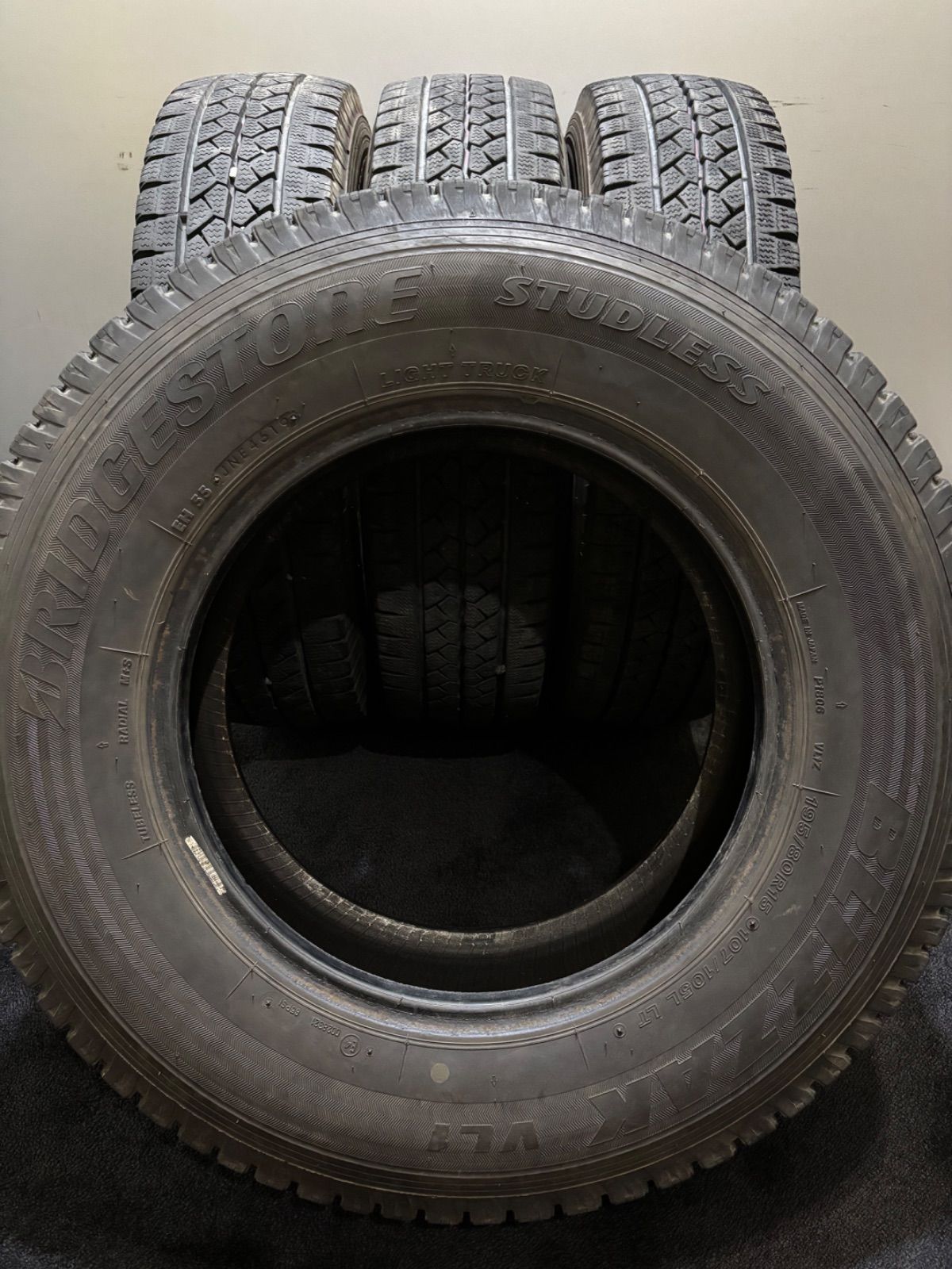 195/80R15 LT ブリヂストン スタッドレス ハイエース キャラバン他 楽天市場】ハイエース 200系専用【2024年製 4本セット
