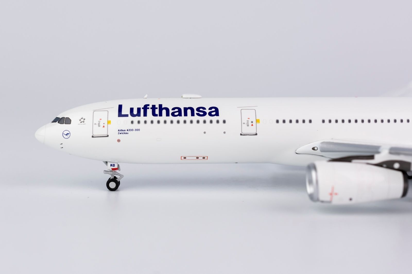 NG Models Lufthansa Airbus A330-300 D-AIKQ 62049 | WINGSMO