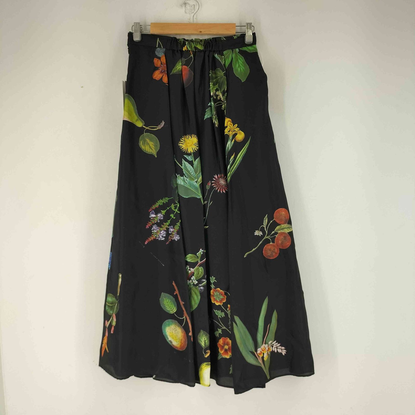 キャバン CABaN シルク Green Showerプリント フレアスカート