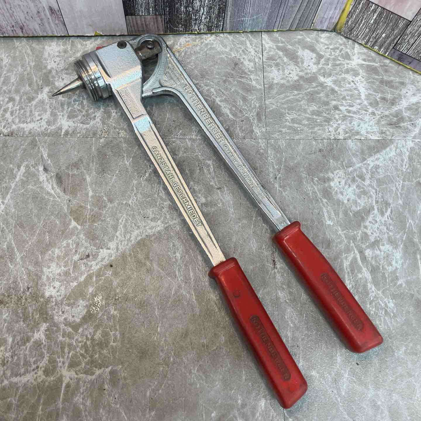 チューブエキスパンダー