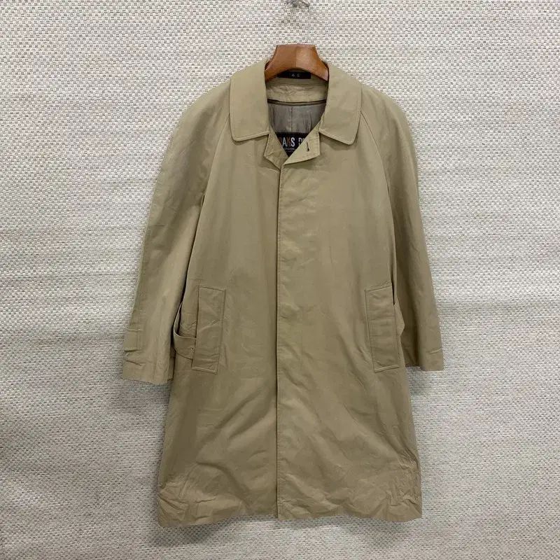 【雷市場（ポンジャン）商品韓国直送】 DAKS(ダックス) オールドスクール カジュアル ライナー トレンチ コート 95 K07430