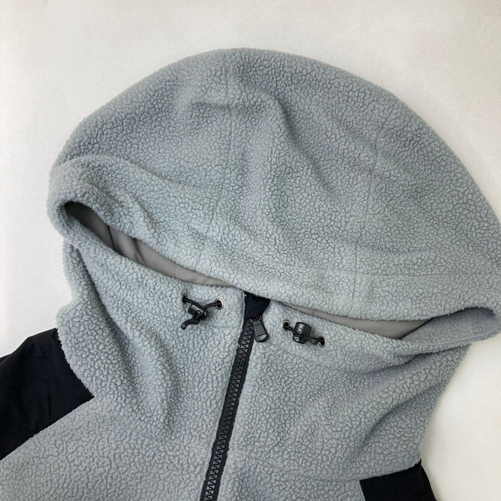 ハーフジップパーカー