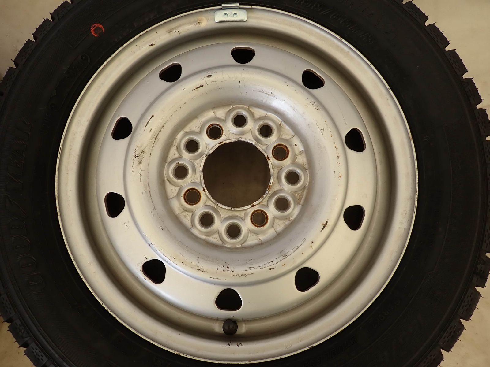 冬 新品 2023年 4本SET 会社宛 送料無料 155/65R13×4J 73Q グッドイヤー アイスナビ 7 スチール アルト ラパン MRワゴン ミラ NO,D2799-8 スタッドレスタイヤ 155／65R13 4本セットの通販