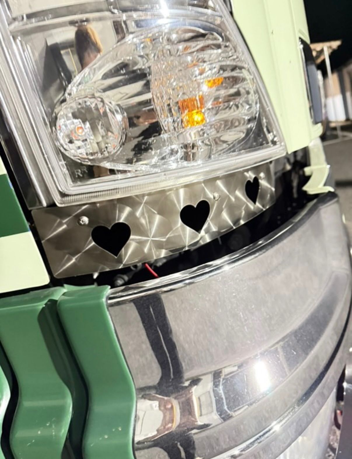 07日野グランドプロフィア ウィンカーアンダーカバーガッチリ3点止め