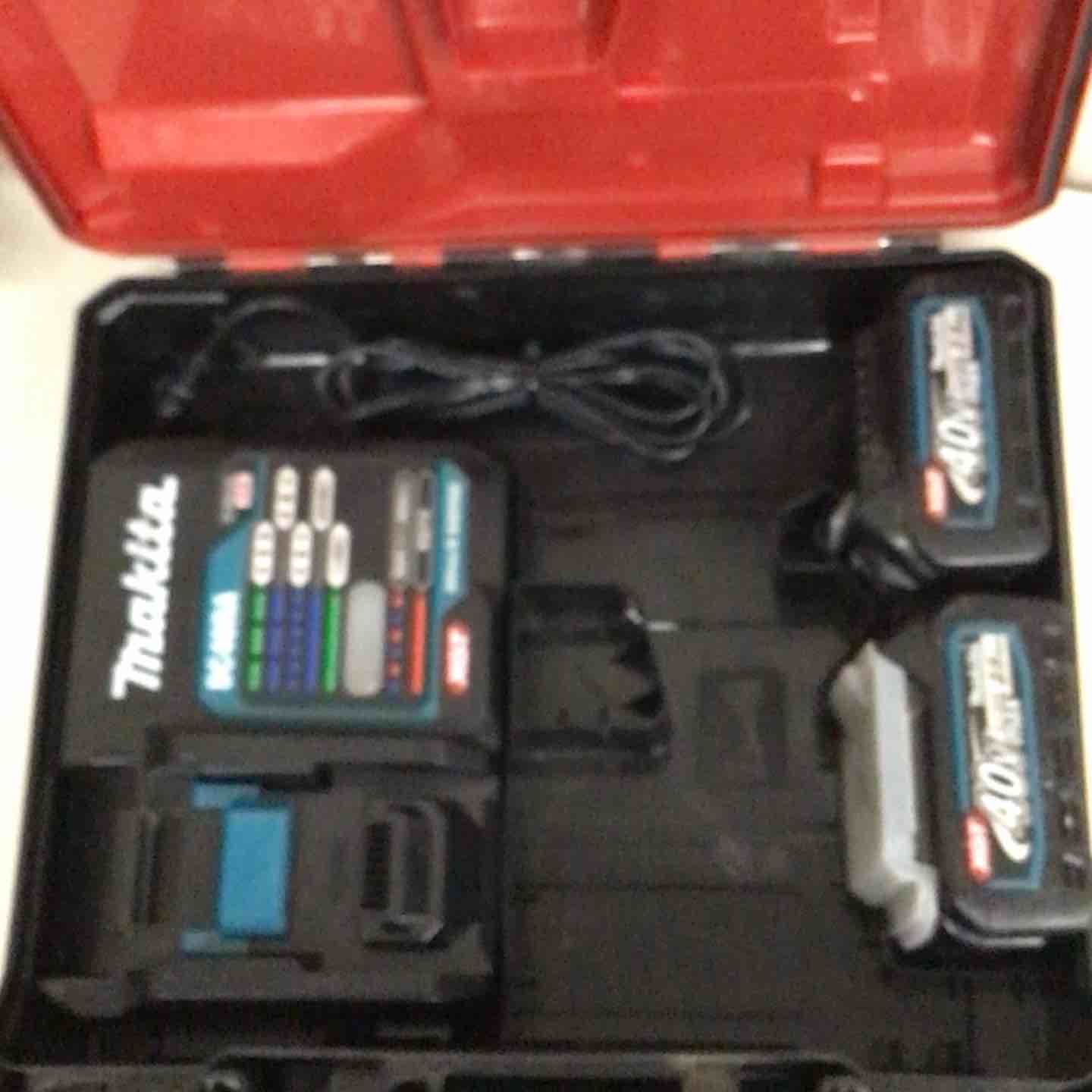 コードレスインパクトドライバー