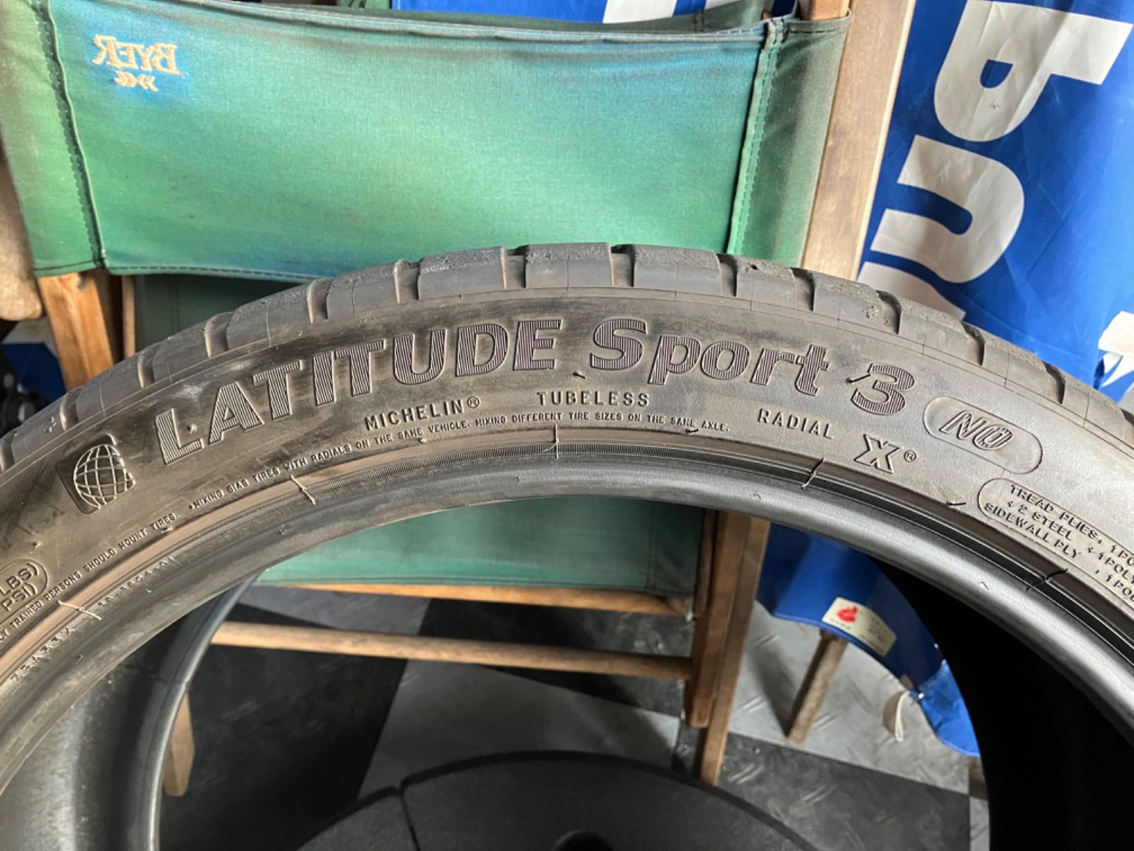 MICHELIN LATITUDE SPOTS 3 295/35R21中古タイヤ Michelin Latitude Sport 3 295/35R21
