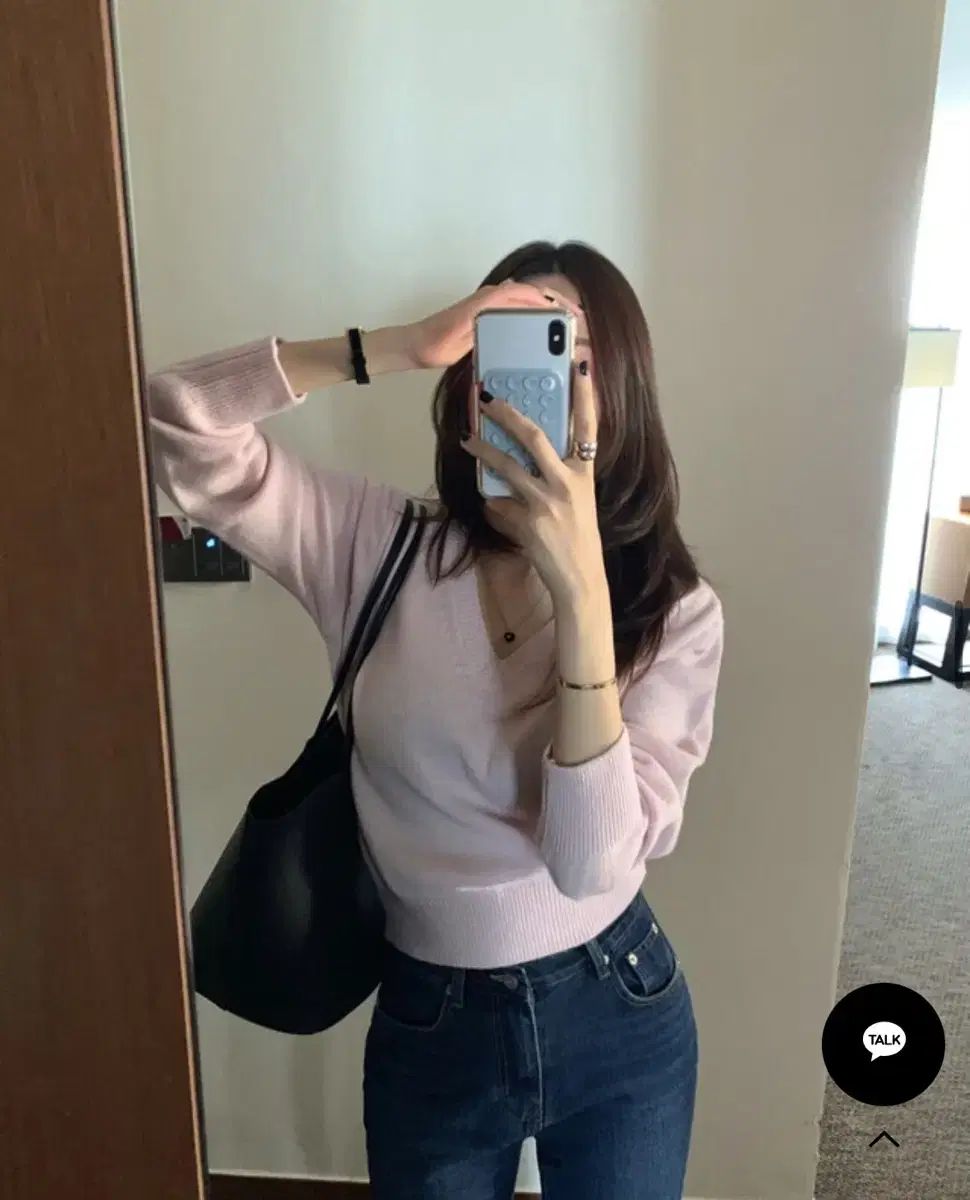 ドハウ イベント Vネックニット ピンク