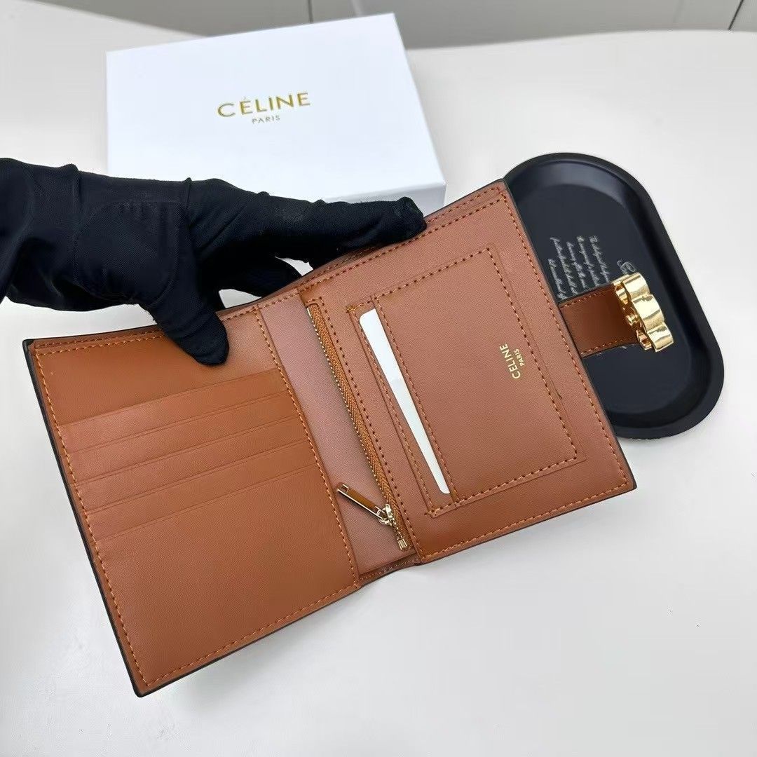 新品未使用 CELINE財布[本日特価|新品未使用品] - メルカリ