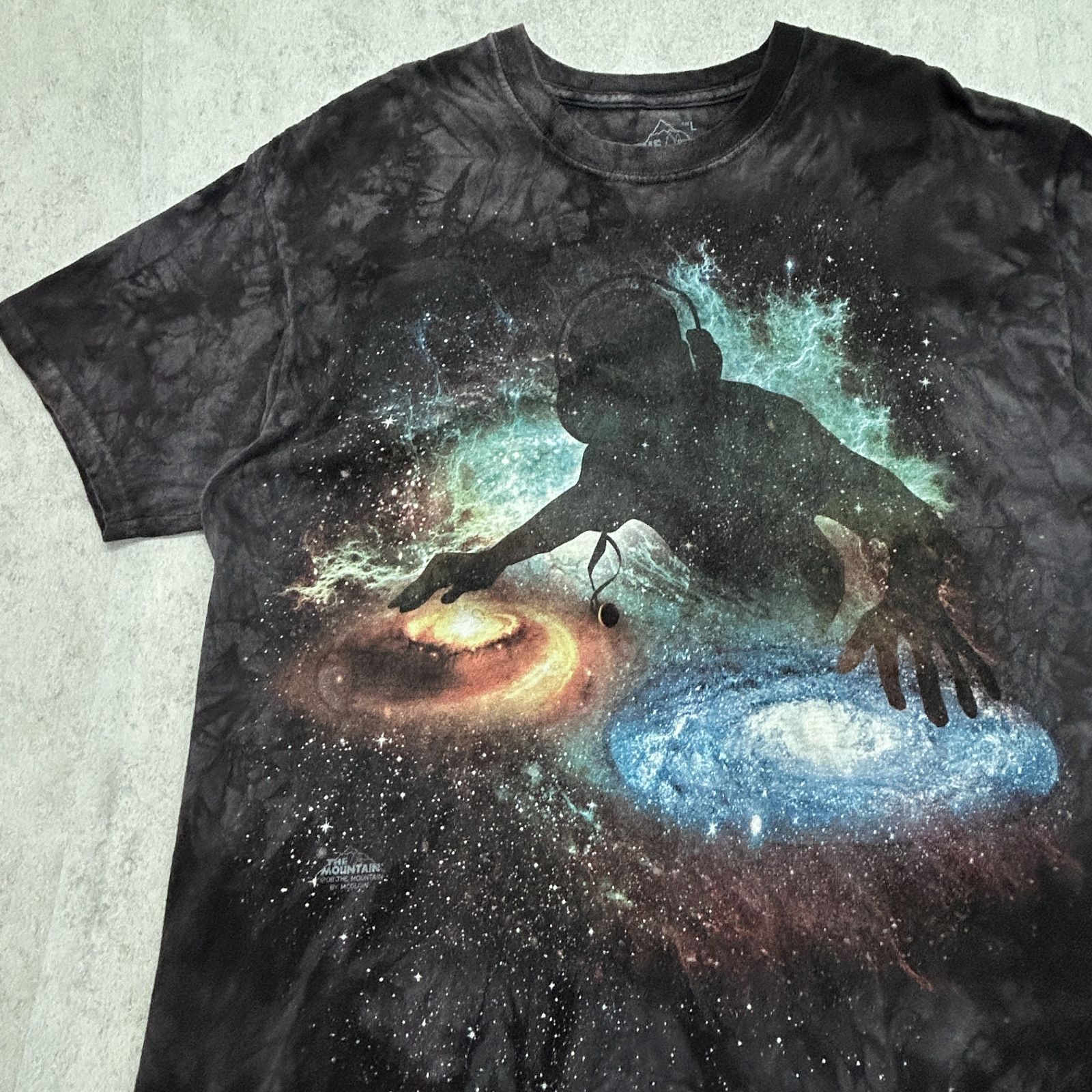 激レア THE MOUNTAIN ザマウンテン 星を回すスペースDJ 銀河系 宇宙 惑星 トップス 半袖Tシャツ メキシコ製 古着 タイダイ柄  ブラック グレー L - メルカリ