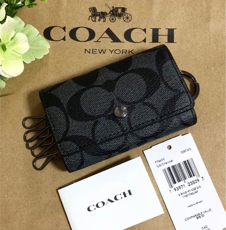 新品 COACH コーチ キーケース キーホルダー 黒 グレー シグネチャー