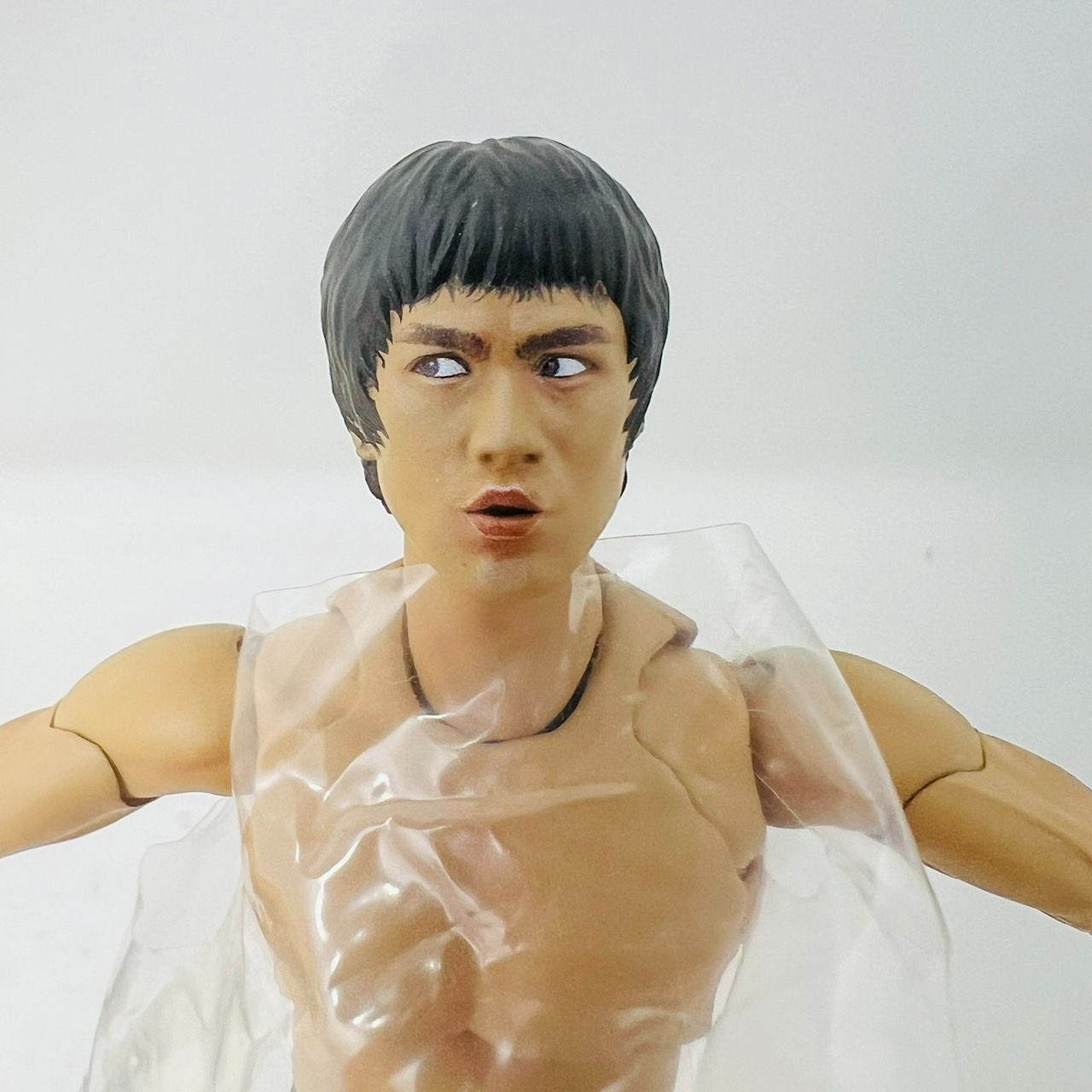 未開封　フィギュアーツ　ブルース　リー LEGACY 50th Ver Amazon.co.jp: TAMASHII NATIONS S.H.フィギュアーツ ブルース