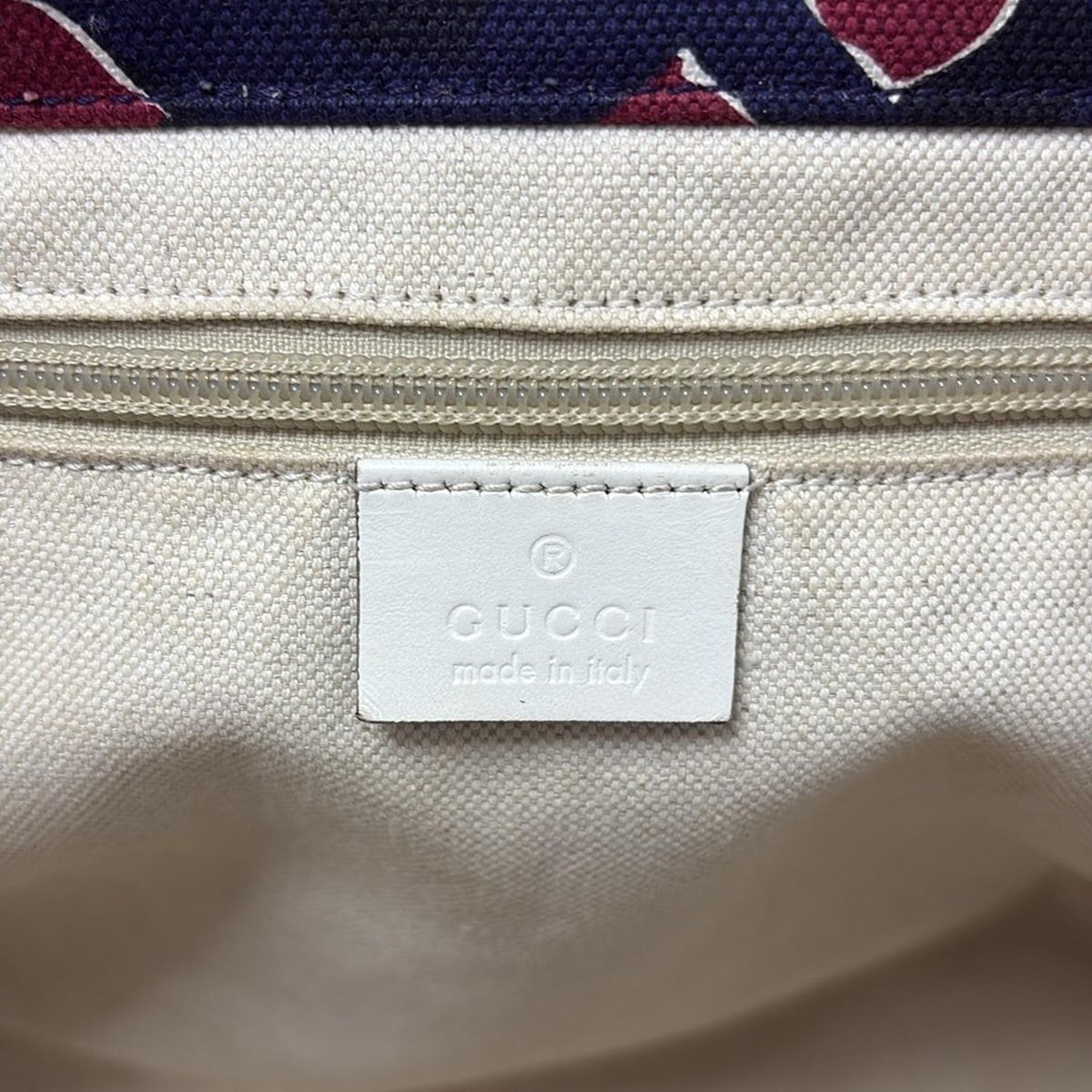 (Whiteboo!! さん)GUCCI ハートビートトートバッグ グッチハートビート ボルドー/白 レディース キャンバス トート