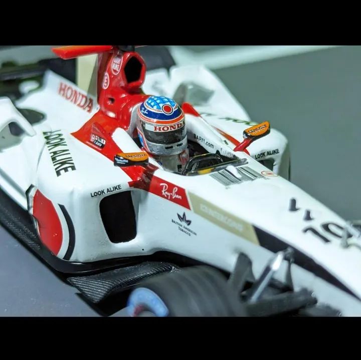 ミニチャンプス 1/43 BAR006 佐藤琢磨コレクション - メルカリ ミニチャンプス 1/43 BAR006 佐藤琢磨コレクション - メルカリ