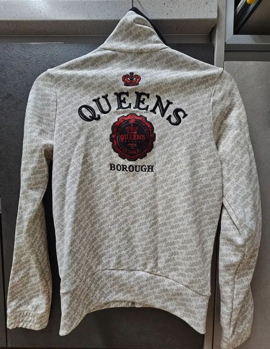 adidas QUEENS BOROUGH ジャージセットRUNDMC adidas QUEENS BOROUGH
