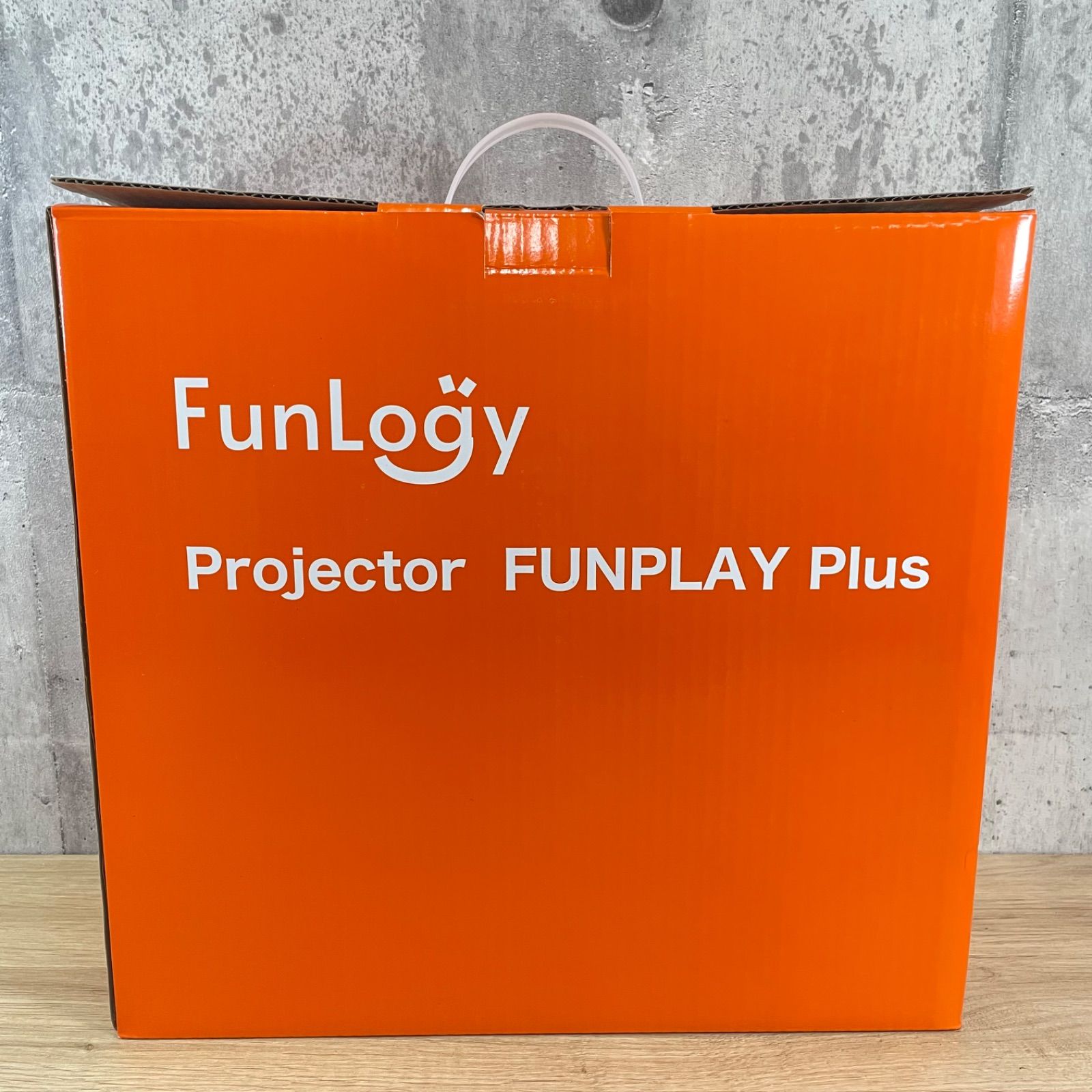 FunLogy 小型プロジェクター FUNPLAY Plus VS626 - メルカリ