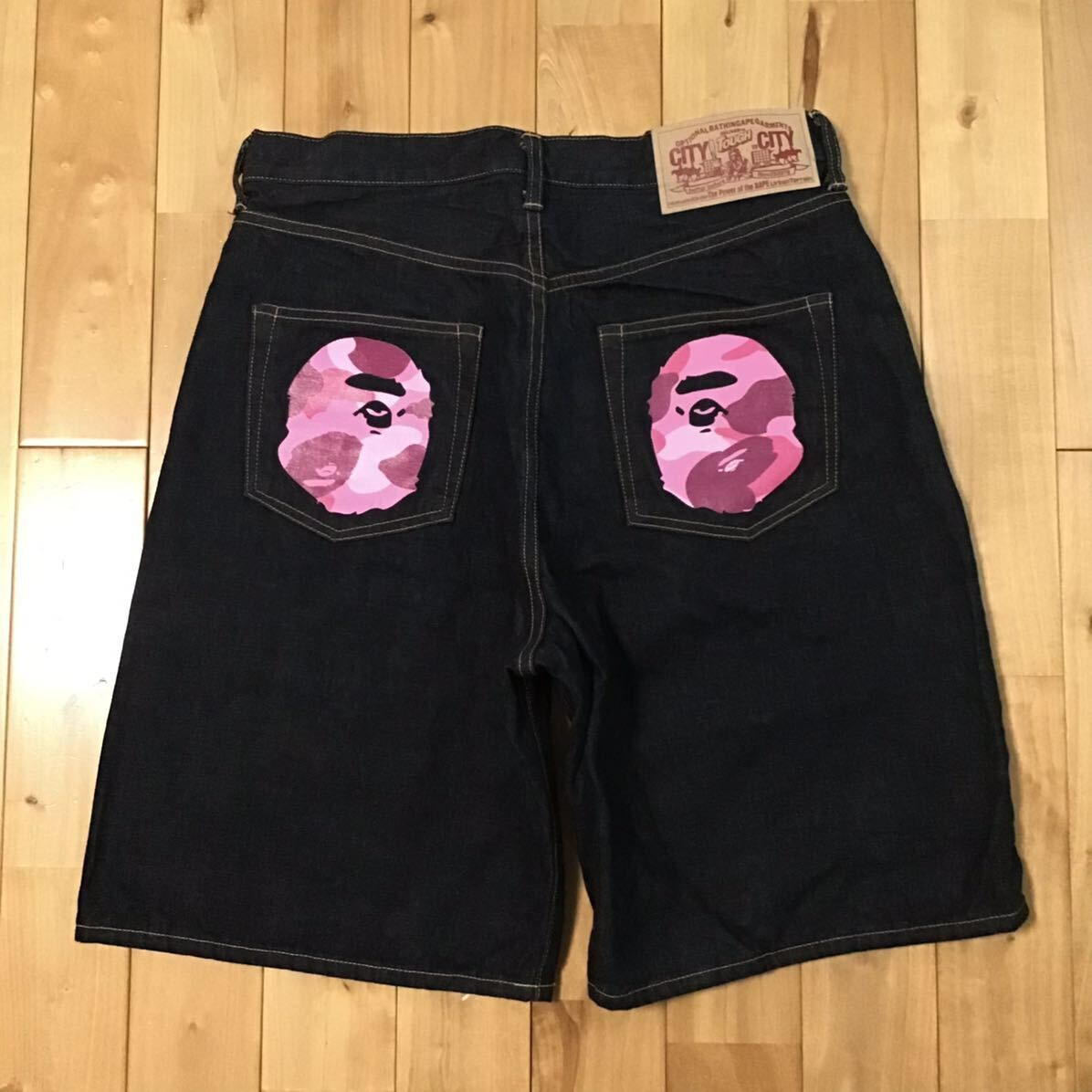 ☆青山限定☆ Pink camo APE HEAD Denim Shorts Lサイズ a bathing ape