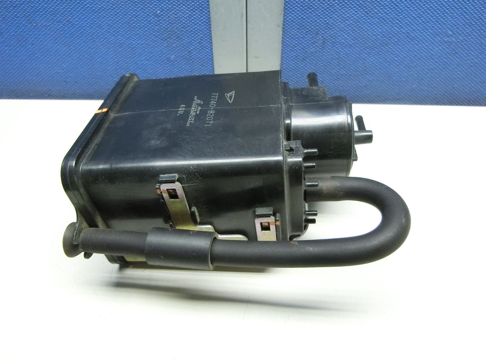 ミラニスタ PUMA 厚底スニーカー プーマ 402637 キャリーナミア ホワイト