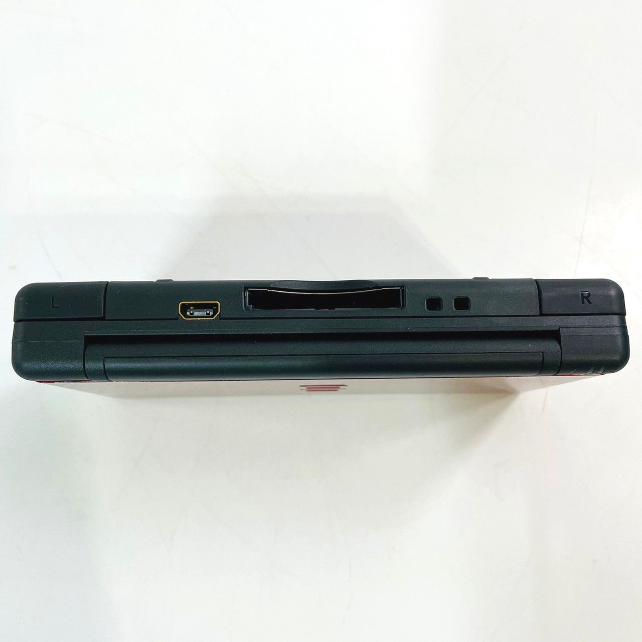 赤 USG-001
